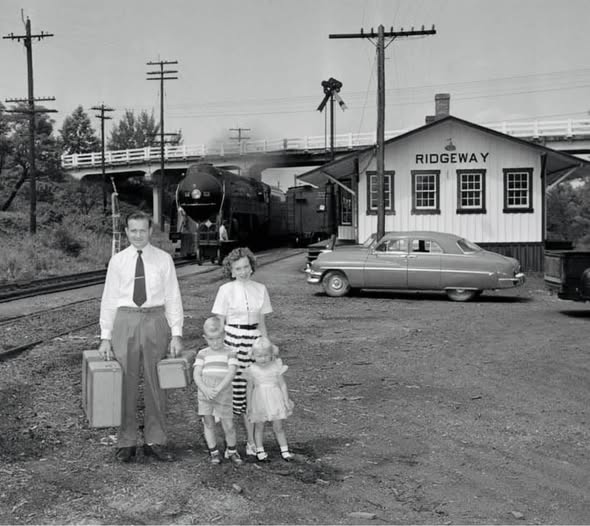 Train station photograph circa 1940